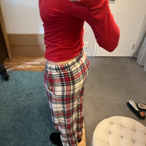 Pyjamas sett - Smypermysigt pyjamas sett som passar perfekt till vintern och jul. Använda väldigt lite och väldigt mjuka.💗