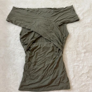 Topp - Jättefin topp som har en jättefin framsida 