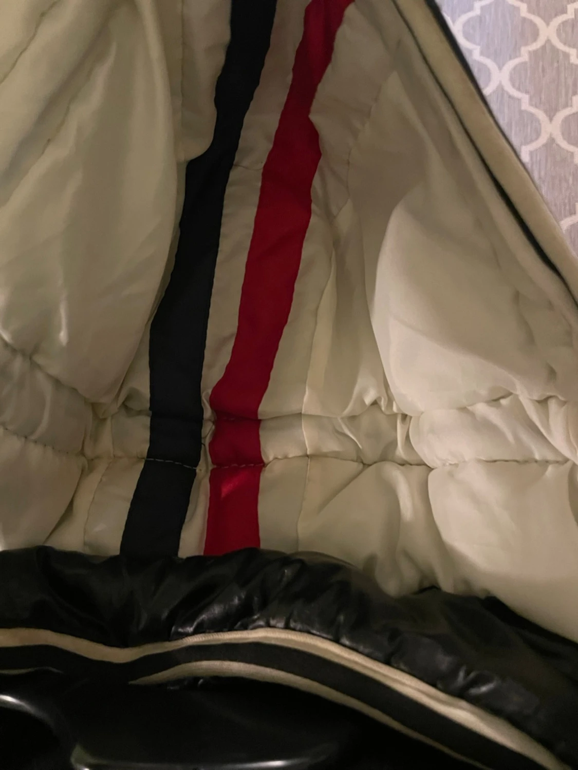 (Behöver kemtvätt) - 2