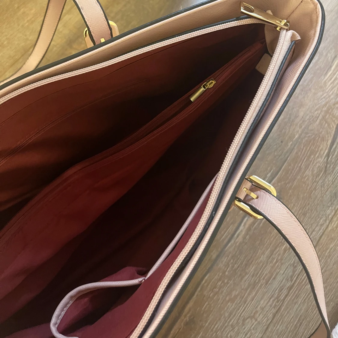 Rosa handväska från Michael Kors (FRI FRAKT TILL 5/1)‼️ - 2