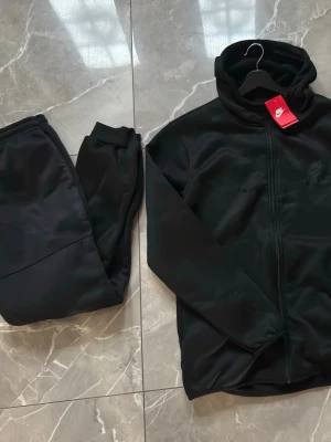 Nike dress - Oanvänd  storlek L