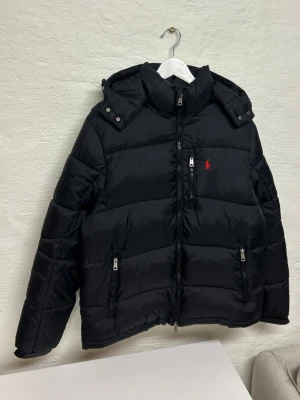 Ralph Lauren Jacka  - Fint skick som ny. Storlek M. Snabb frakt 