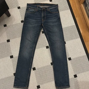 Nudie jeans lean Dean - Säljer nu mina fina nudie jeans i färgen troubled sea  storlek 30 32 använd väldigt fåtal gånger