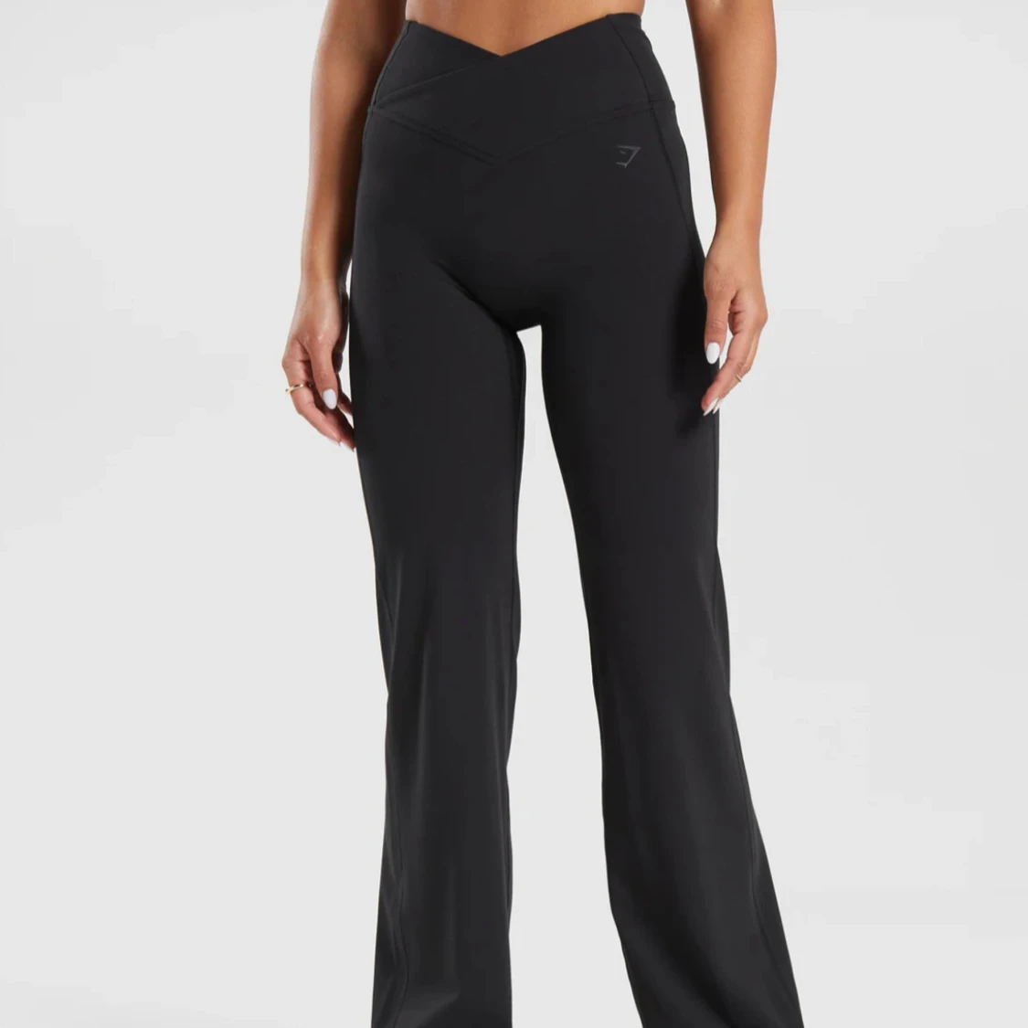 Gymshark Crossover Flared Leggings - 1