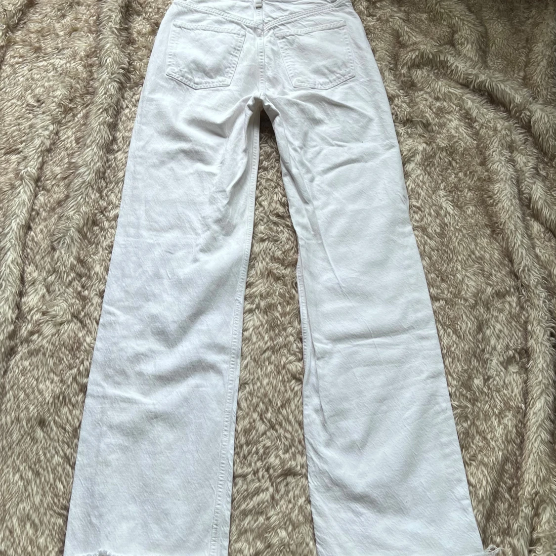 Vita wide jeans från Zara, strl 36 - 1