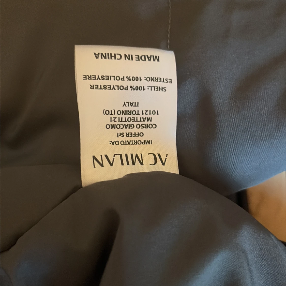 Svart AC Milan vindjacka med huva - 4