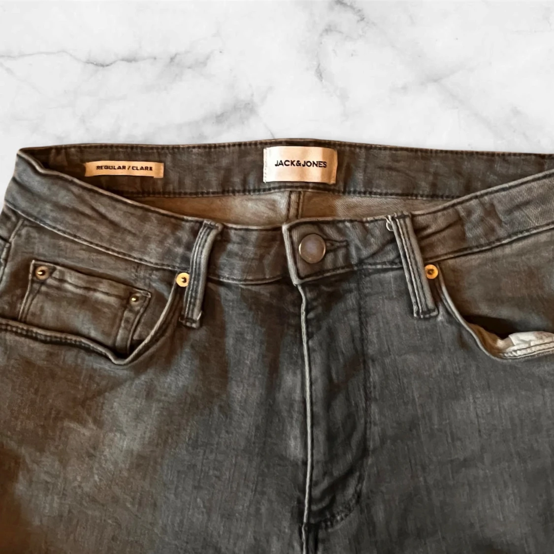 Grå jeans från Jack & Jones, regular fit - 2