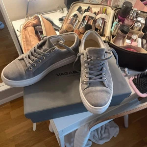 Vagabond skor  - Så fina! Köpa i juli, sparasamt använda. Kvitto finns, köpt på scorett🤍