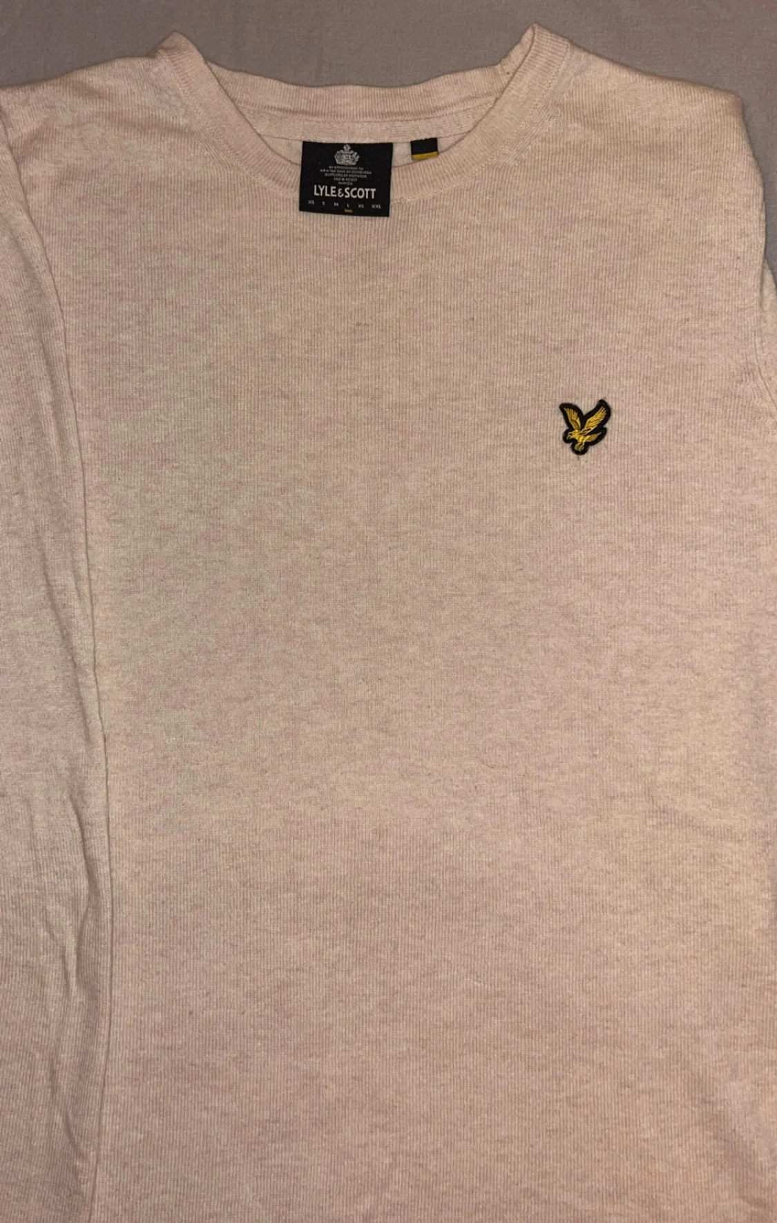 Beige stickad tröja från Lyle & Scott - 1