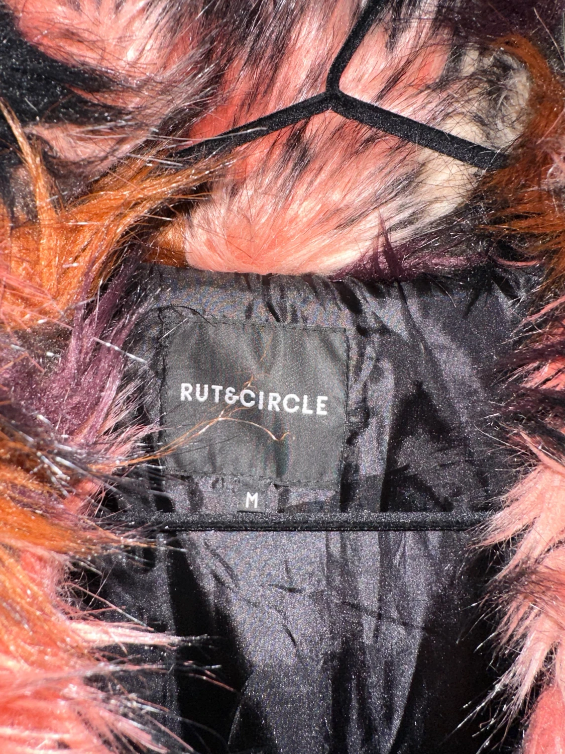 Färgglad pälsjacka från Rut&Circle - 3