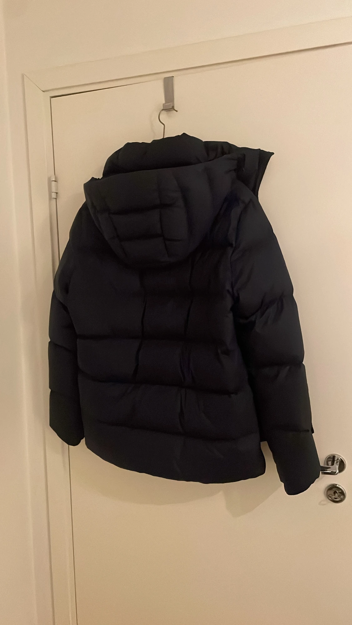 Navy dunjacka från J.Lindeberg - 2