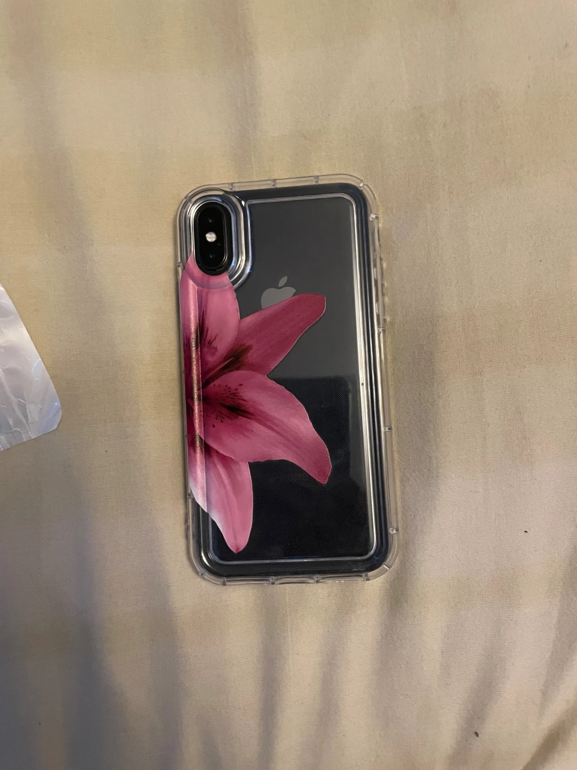 Genomskinligt mobilskal med rosa blomma – nytt - 4