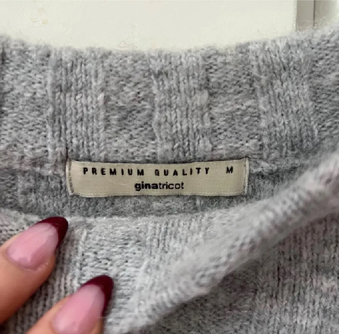 Grå stickad tröja från Gina Tricot - 2
