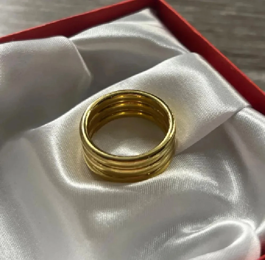 Guldig bred ring - 1