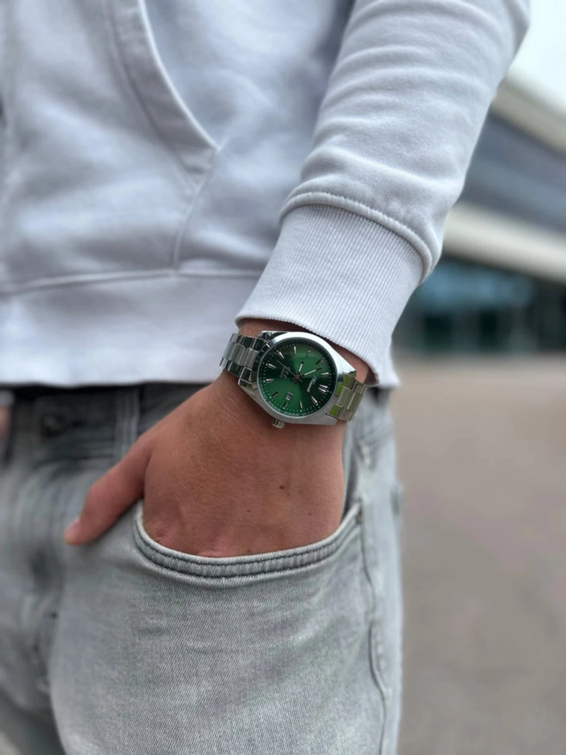 Grön klocka från Doventi med metallarmband - 3