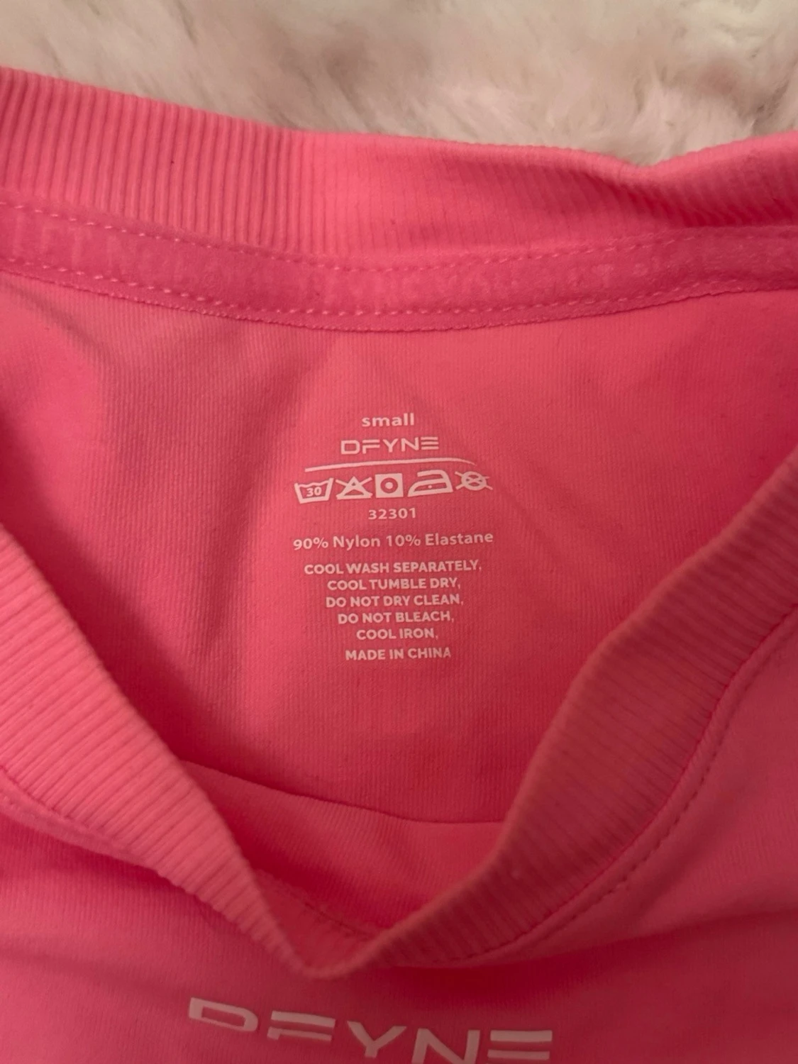 Rosa träningstopp från DFYNE - 2