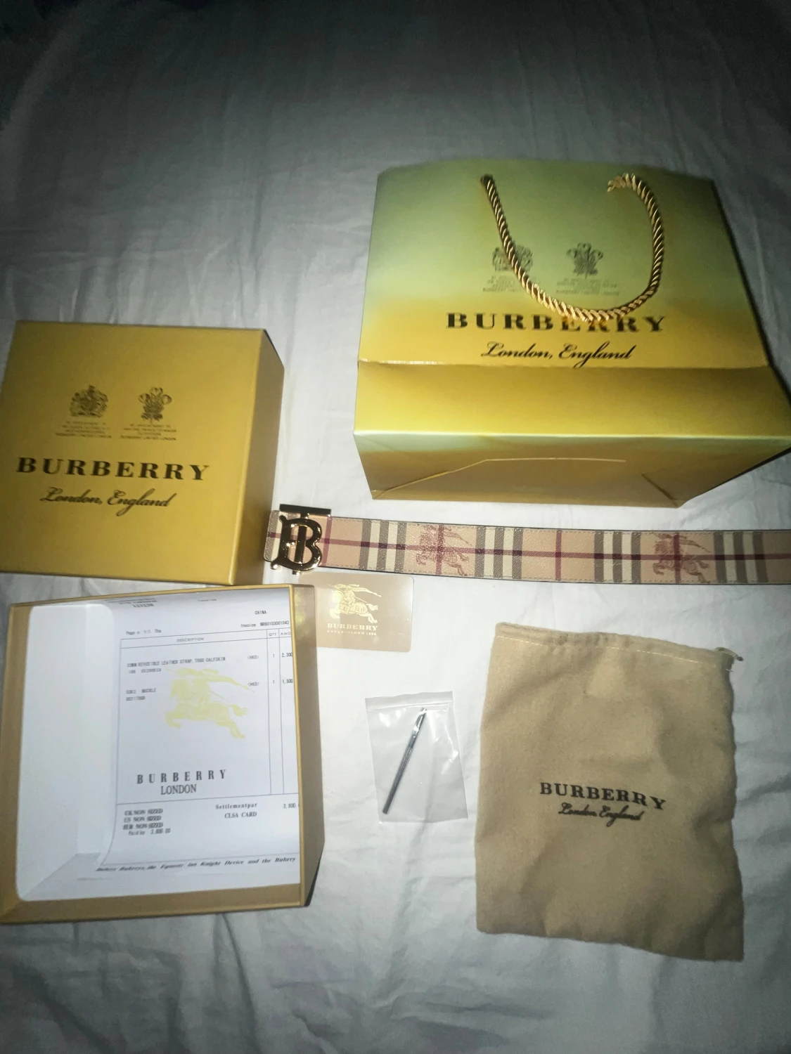 Rutig Burberry bälte med guldspänne - 1