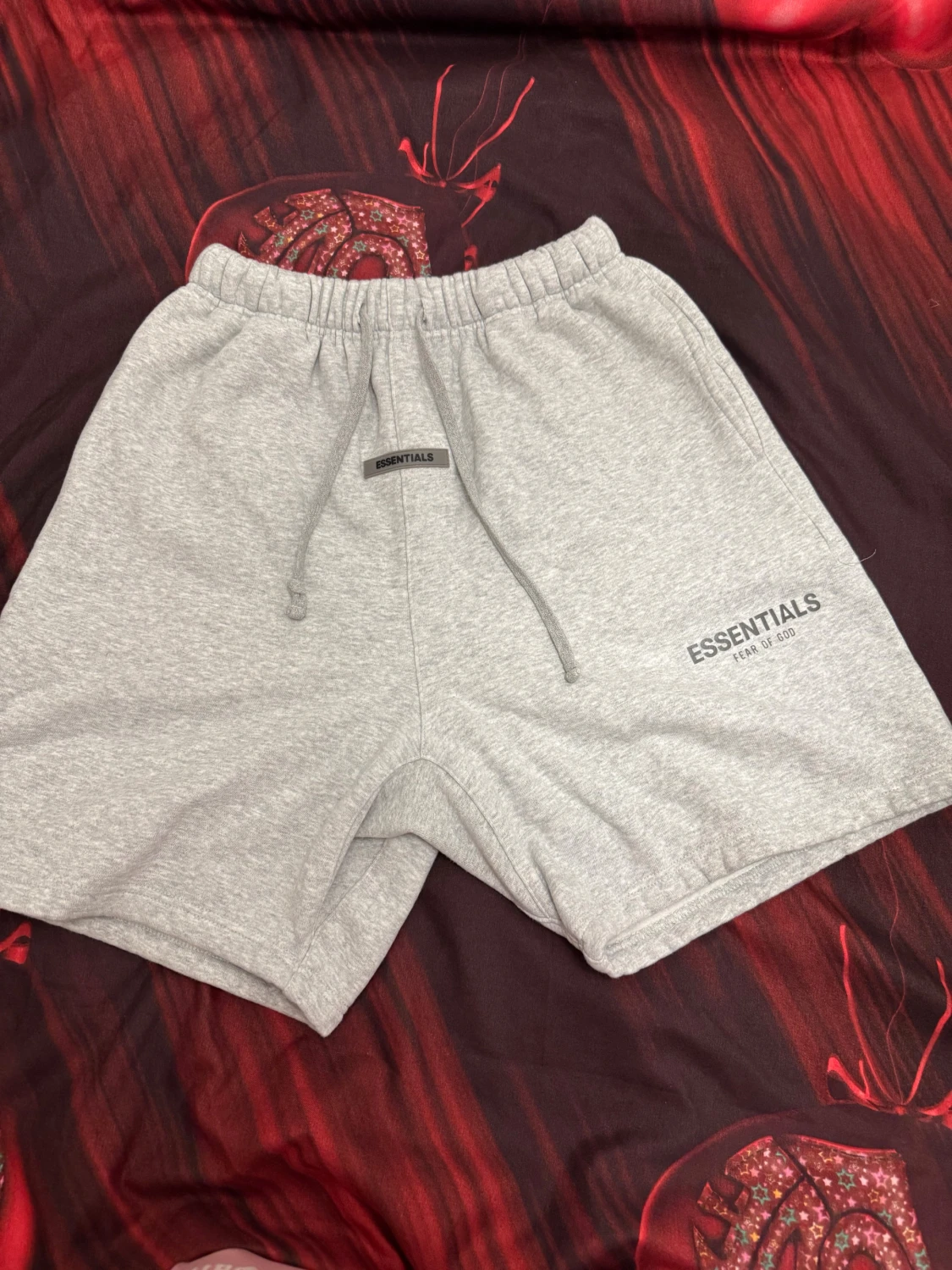 Grå Essentials Fear of God shorts