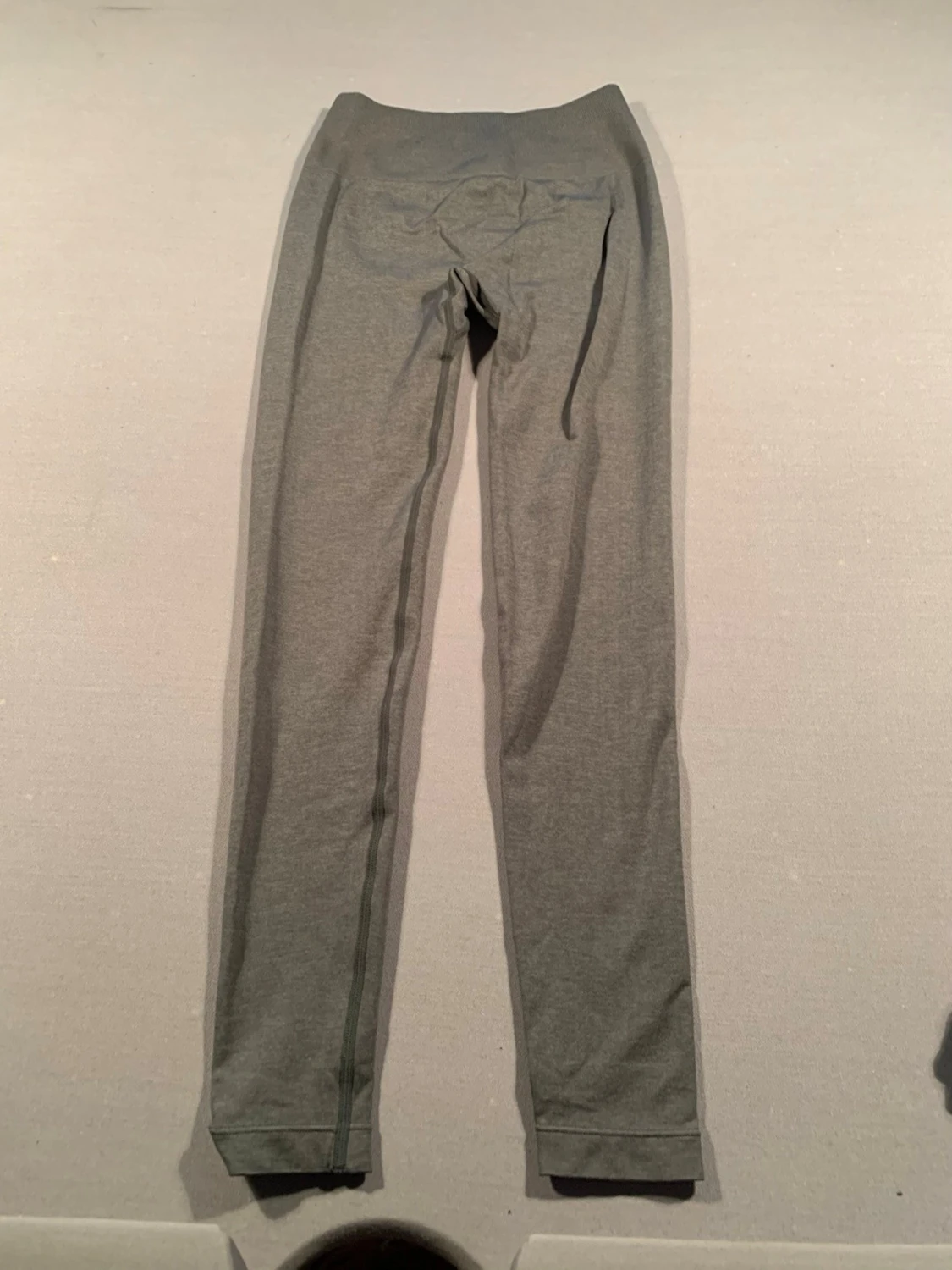 Grå leggings från Relode - 1