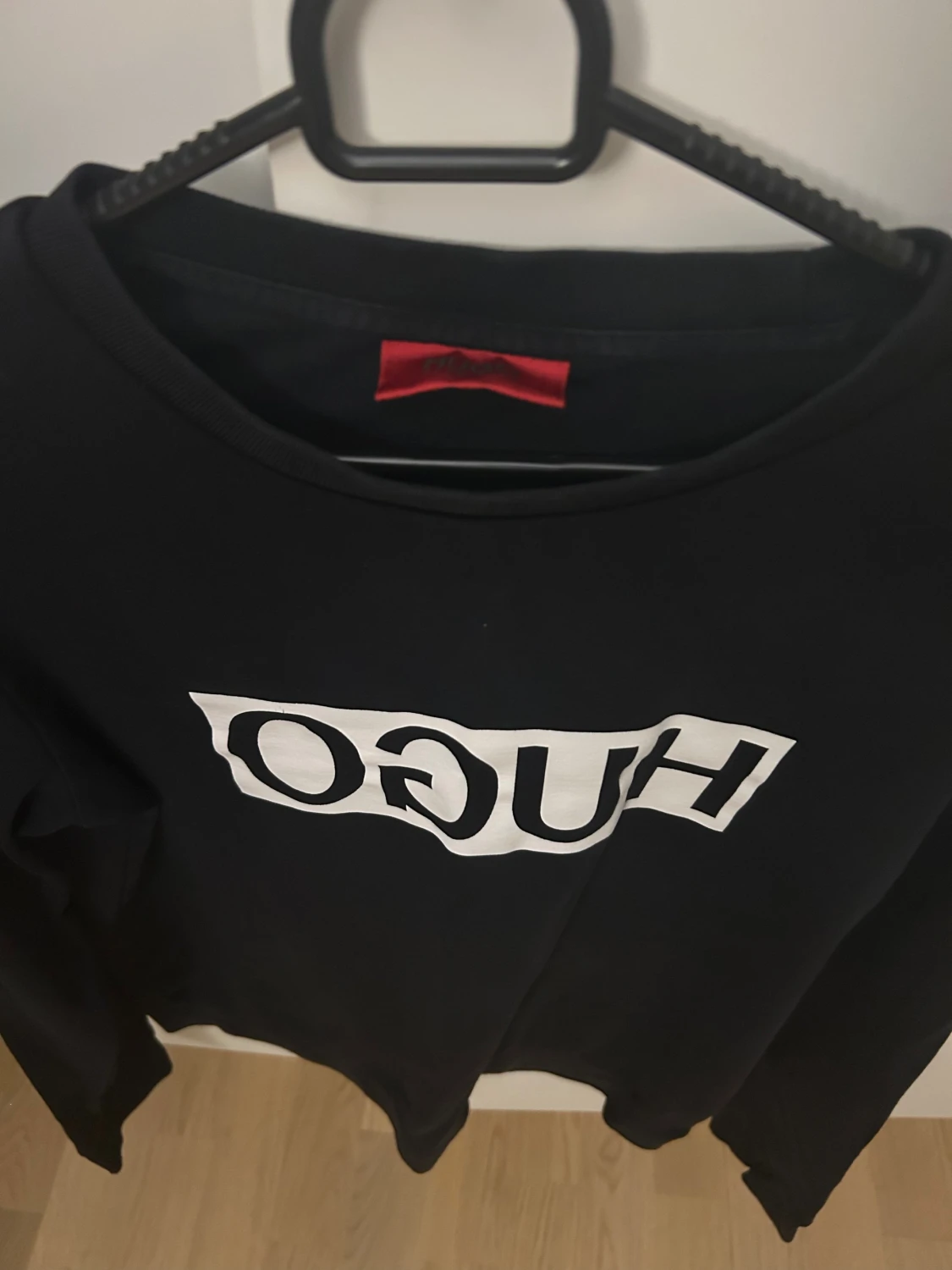 Svart långärmad tröja från Hugo - 2