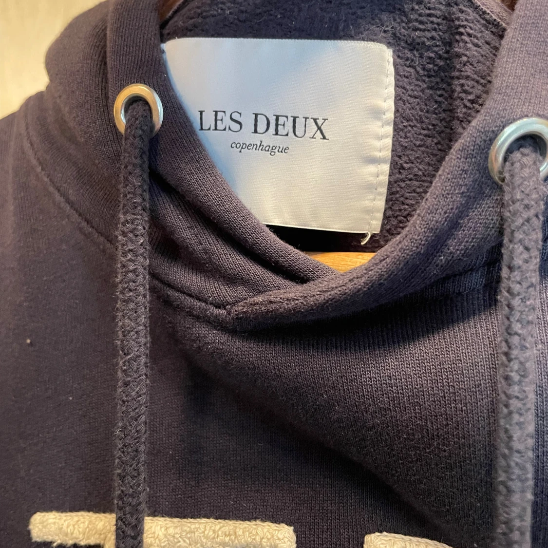 Les Deux - 2