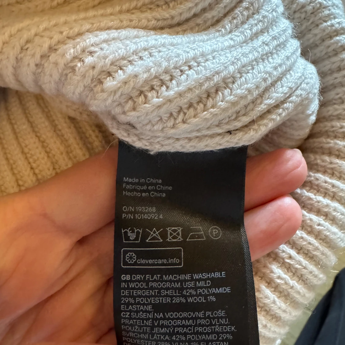 Ärmlös benvit ribbstickad half zip tröja - 2