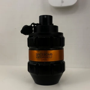 Spicebomb extreme  - Säljer eller byter spicebomb extreme 75/90ml kvad. Byter endast mot jpg elixir isåfall annars säljes för 500kr. Nypris 1000.