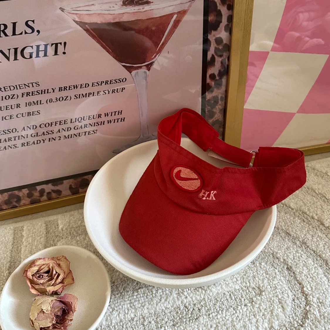 Röd Nike visorkeps med broderi