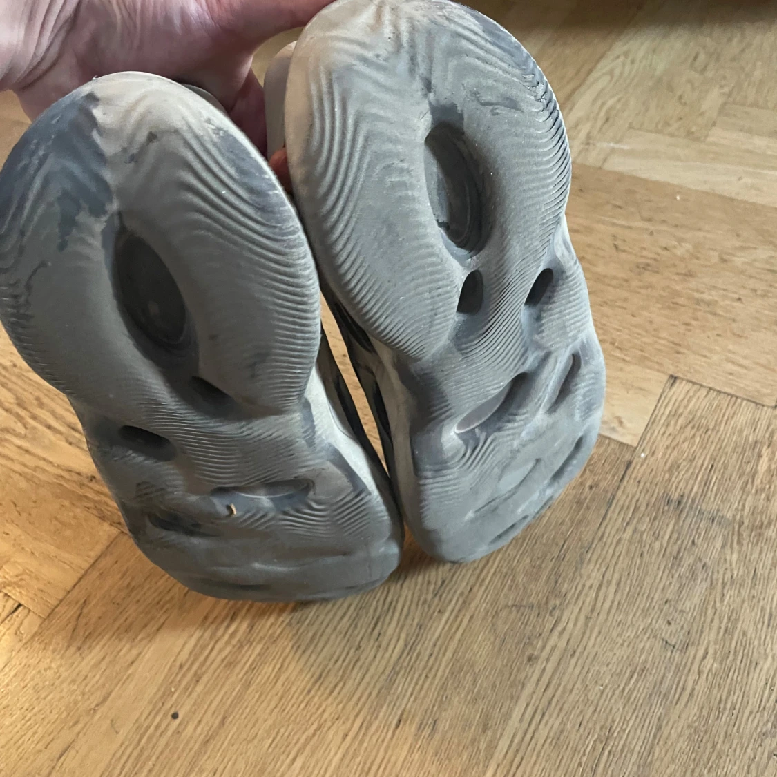 Adidas Yeezy Foam Runner sandfärgade - 3