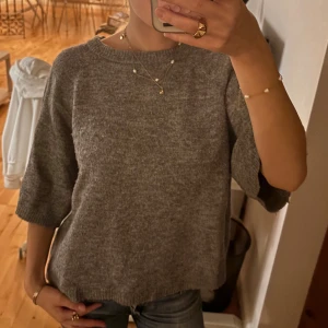 Grå stickad tröja , XS - Mysig grå stickad tröja 