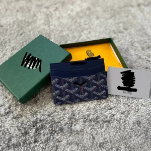 G0y4rd korthållare - Stilren korthållare, hör av er för fler bilder eller så!