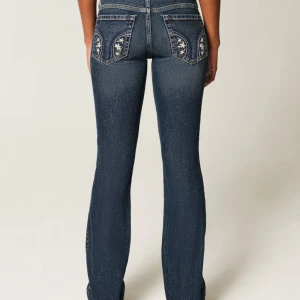 Hollister jeans - Lågmidjade bootcut jeans från Hollister. Storlek w25 Short 💙 Använt en gång, som nya!