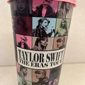 Taylor Swift mugg - Taylor Swift mugg från the eras tour, är som ny 