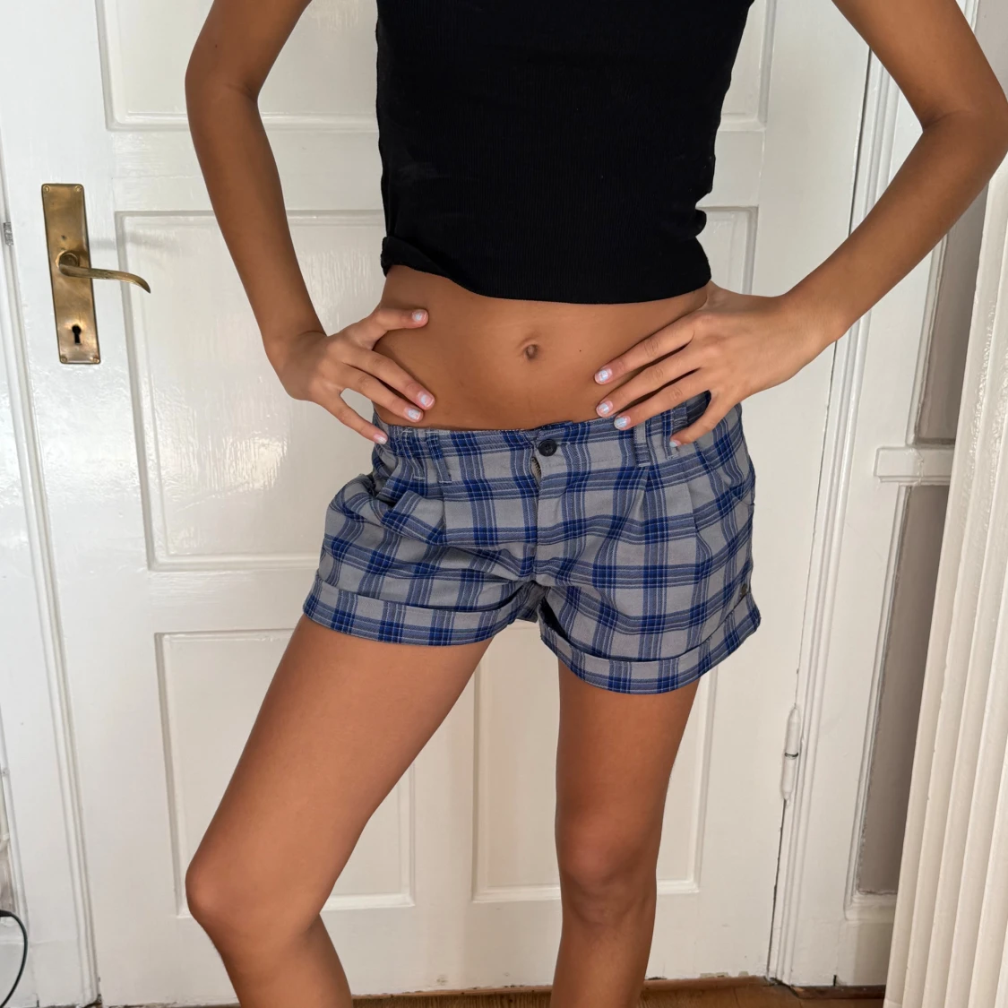 Blågrå rutiga shorts med låg midja