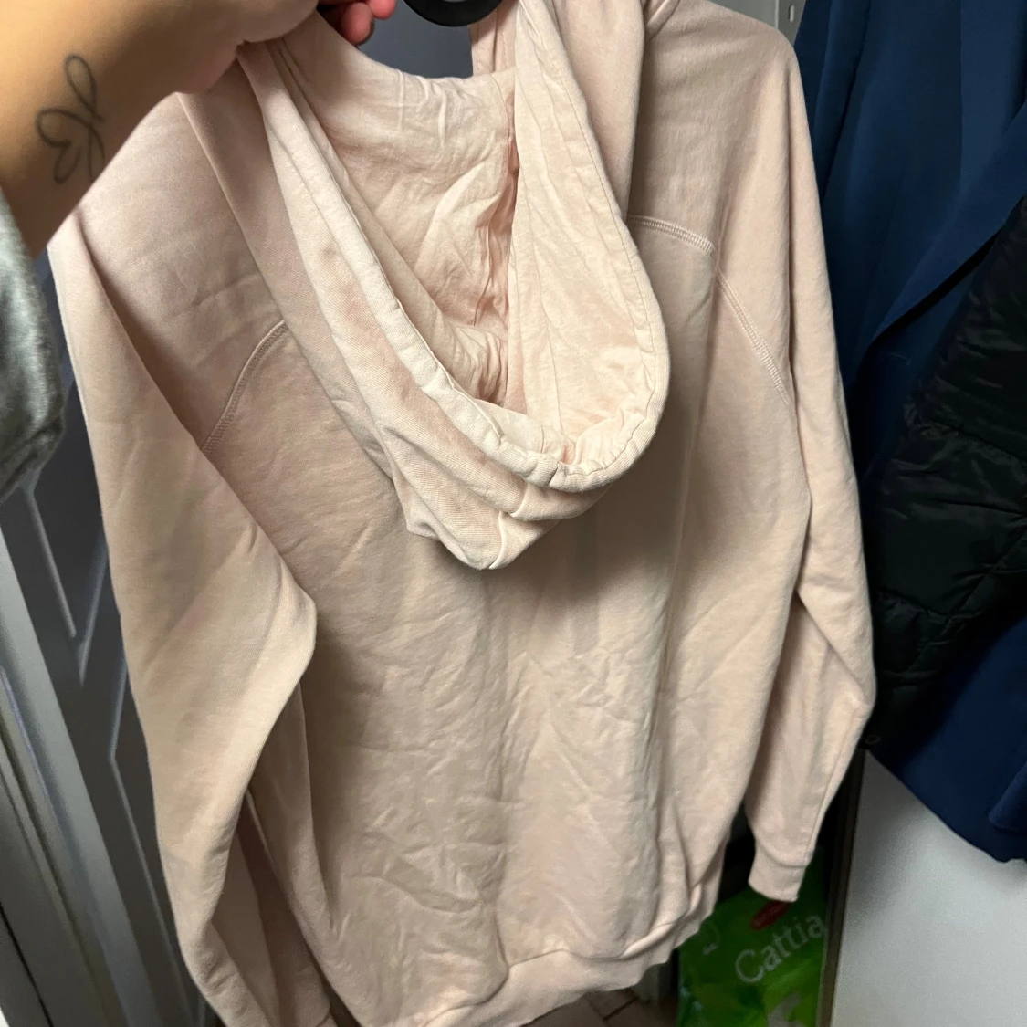 Ljusrosa hoodie från Gymshark - 1