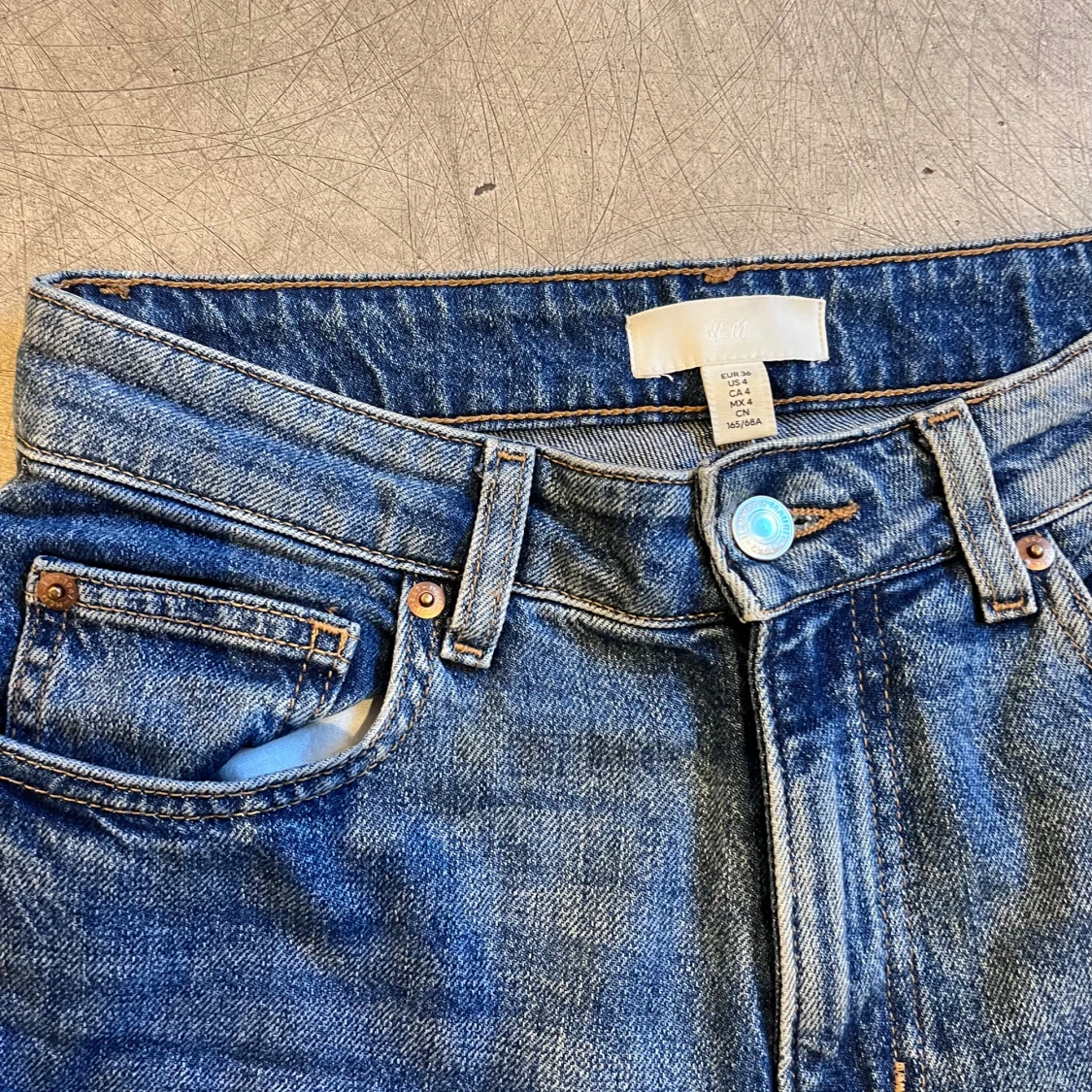 Blå wide jeans från H&M, strl 36 - 4