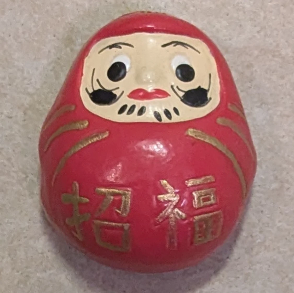 Daruma kylskåpsmagnet