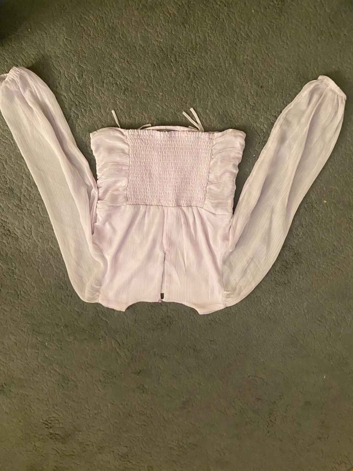 Ljuslila blus med långa ärmar från Lindex - 3