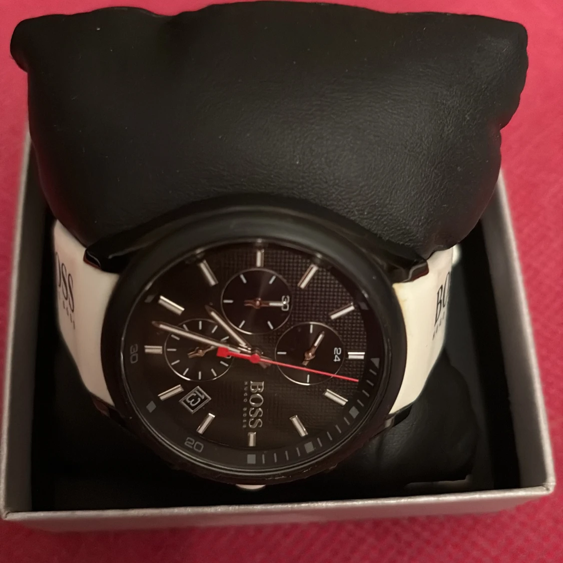 Svart kronografklocka Hugo Boss - 1