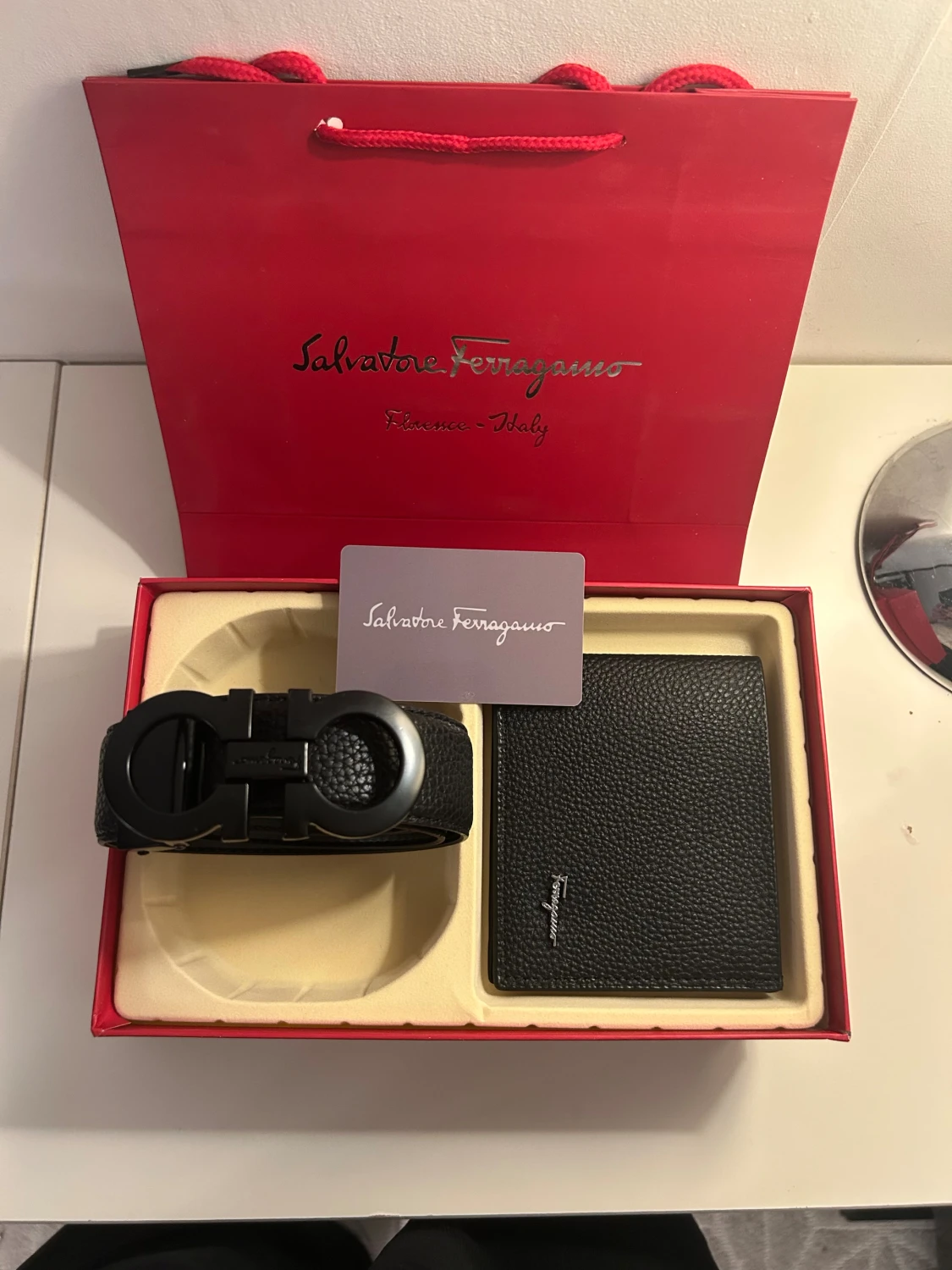 Salvatore Ferragamo bälte