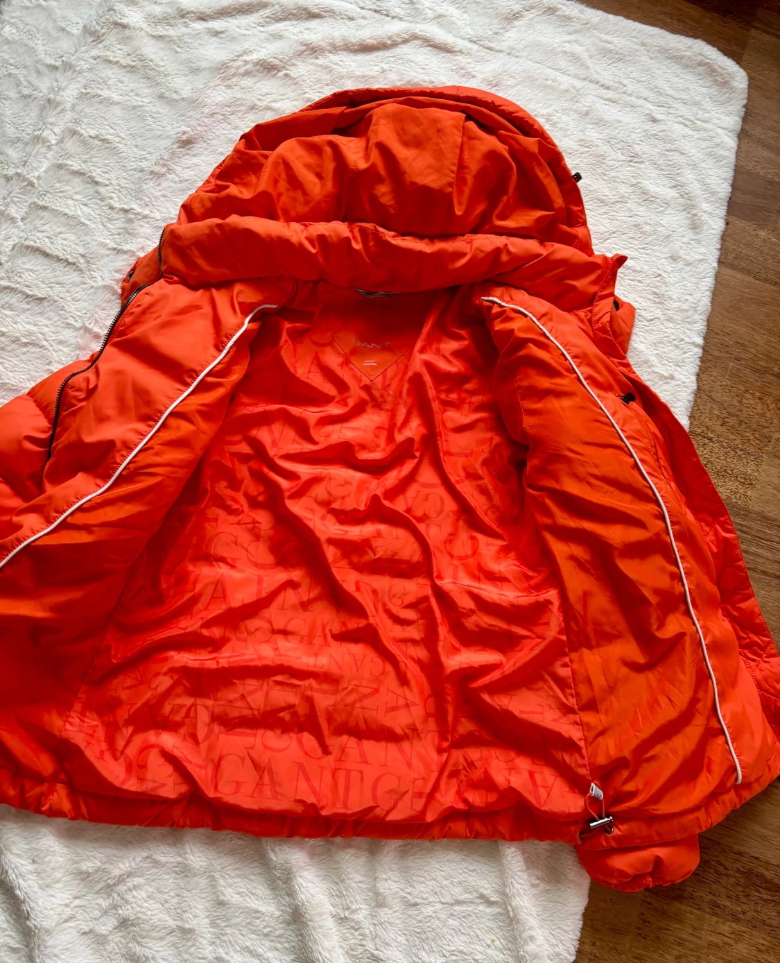 Orange pufferjacka från GANT - 3
