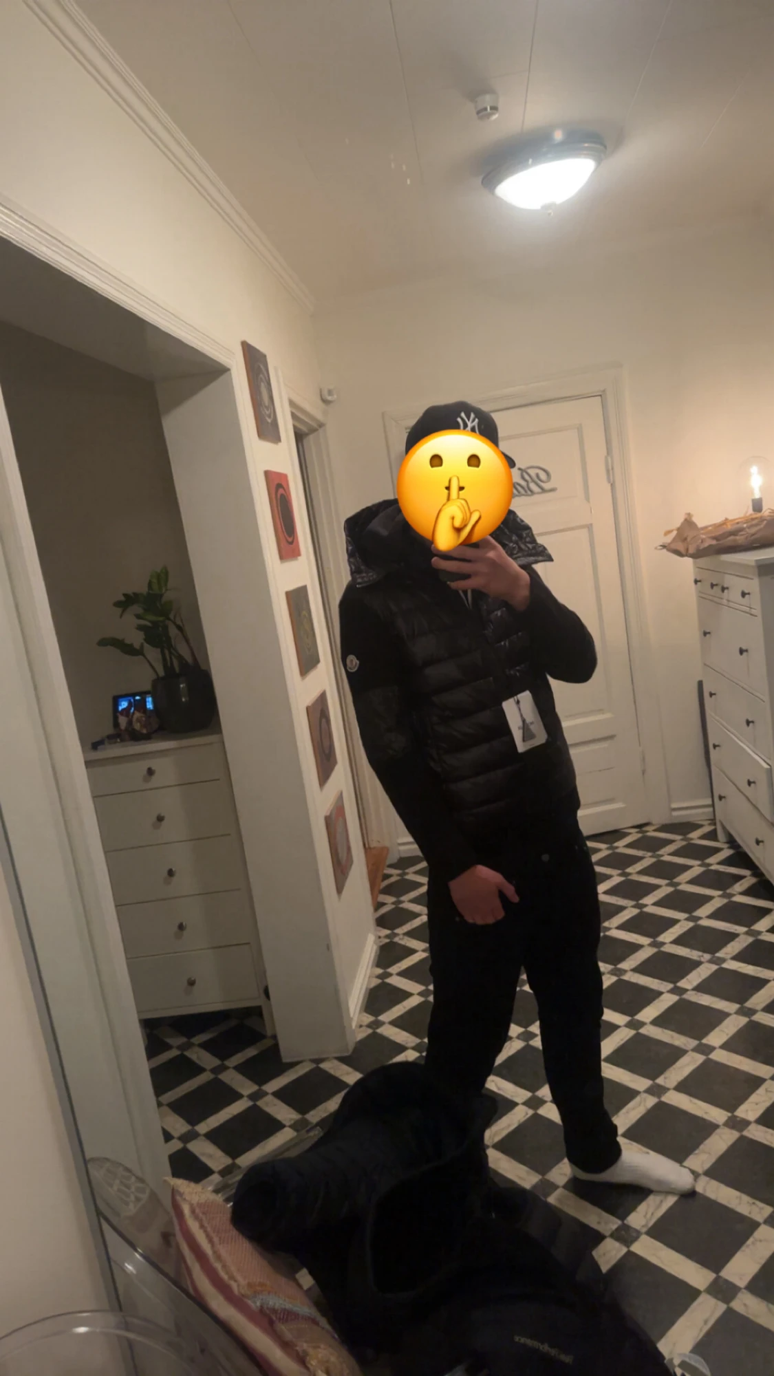 Svart Moncler pufferjacka med huva - 3