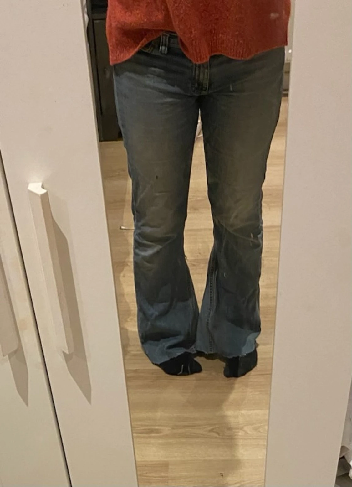 Blå bootcut jeand - 1