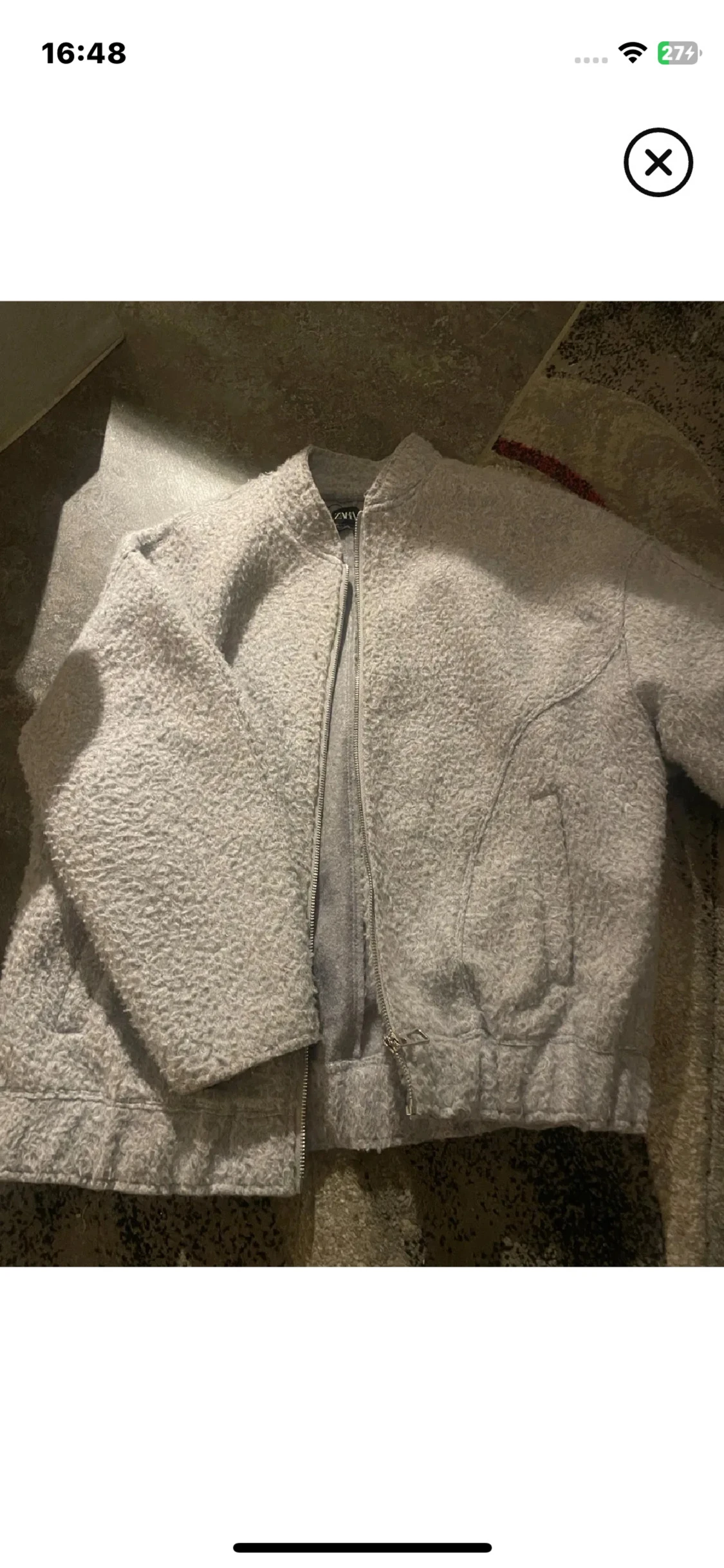 Ljusgrå teddyjacka från Zara XS