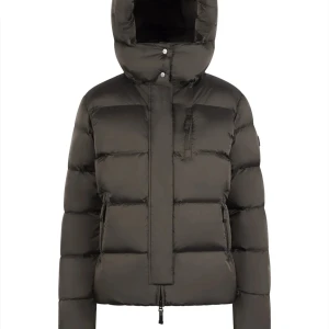 SÖKER CEDRICO JACKA - SÖKER i färgen calamate stl S!!!! Den ska vara i fint skick