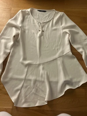 Zara Top - Perfect for summer