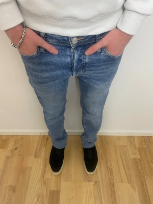 Jack & jones jeans - Blåa jack & jones jeans - W30 L30 - Skick 9/10 - Hör av er vid minsta fundering!
