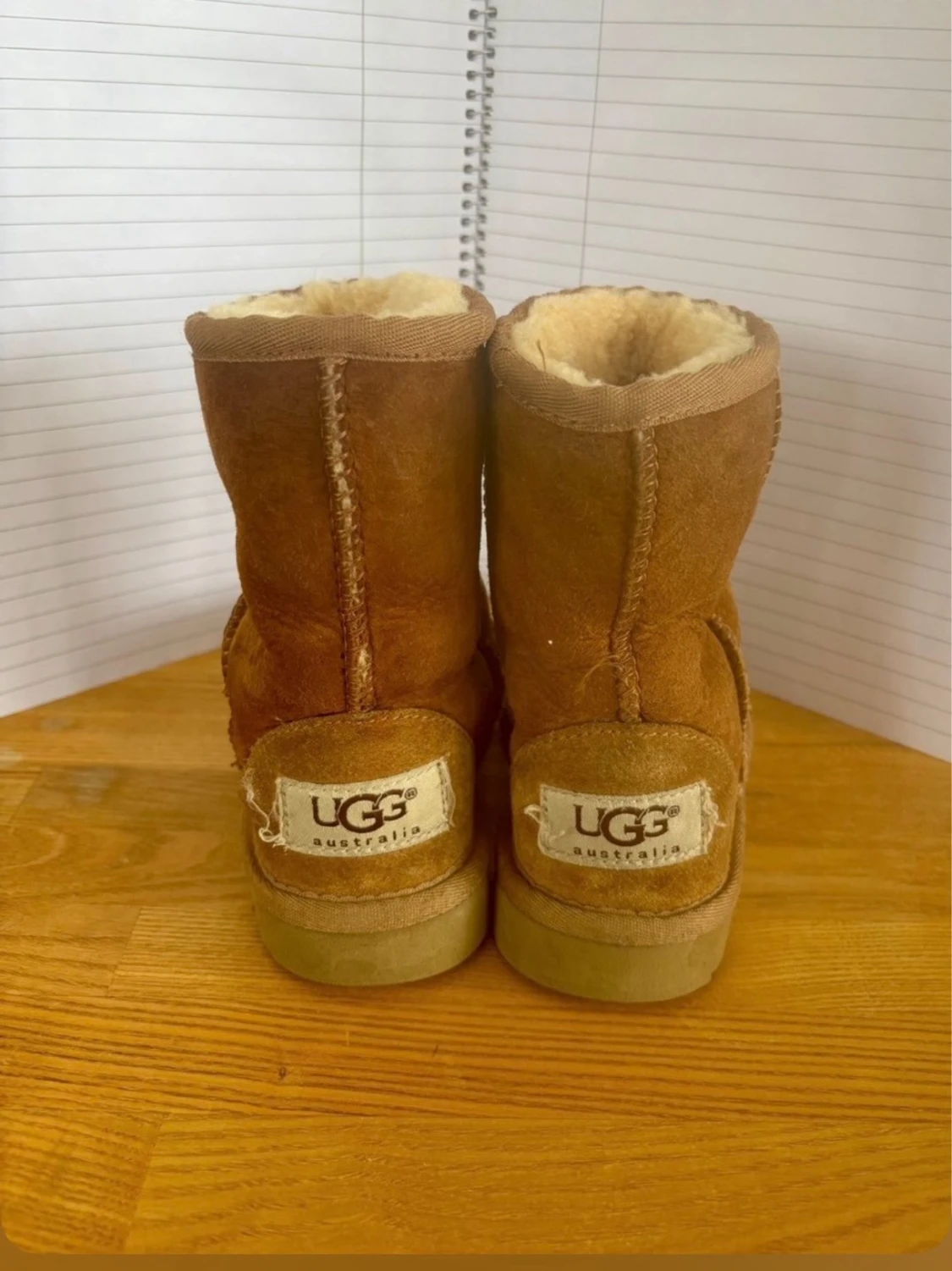 Bruna fårskinnsstövlar UGG - 2