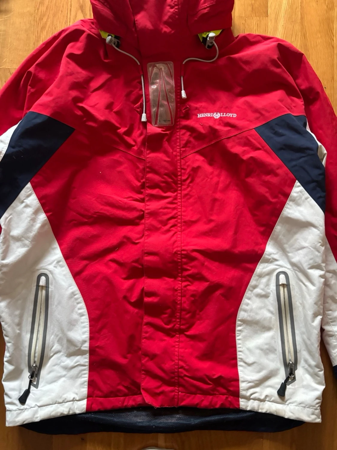 Röd vindjacka seglarjacka från Henri Lloyd - 2