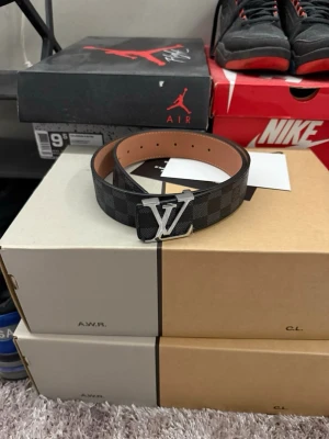 Bälte - En snygg bälte som är 105cm